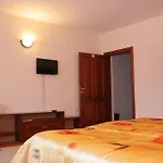 Guest house Kris 3*