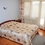 Guest house Kris Devin